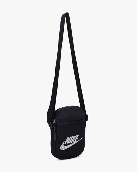 Buy Nike Core Small Item 3.0 Bag online | Foot Locker Bahrain