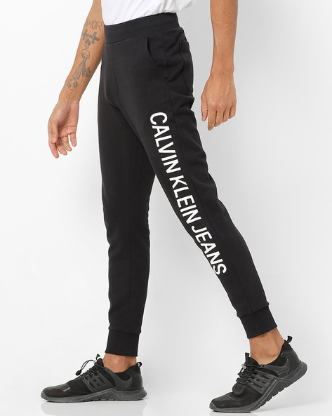 Calvin Klein Jeans essential regular cargo pants in black | ASOS