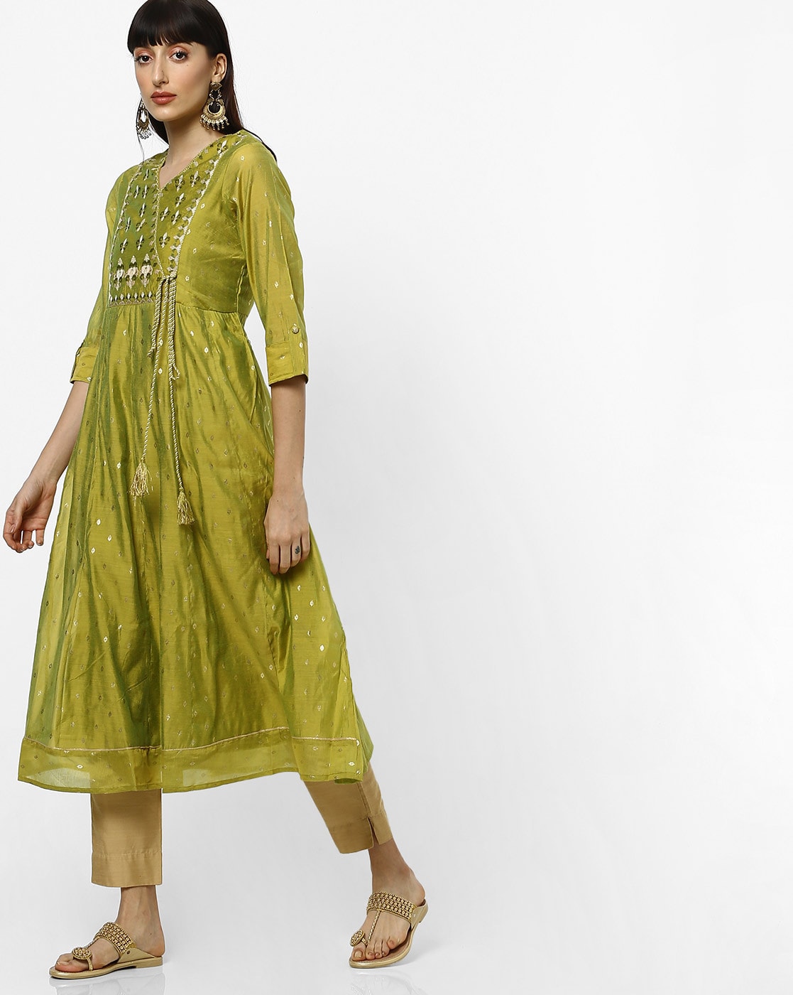 Buy Green Kurtis & Tunics for Women by SareeSwarg Online | Ajio.com