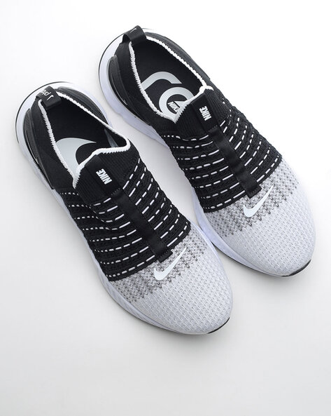 Nike Men's React Phantom Run Flyknit 2 Running Shoes, Size 9.5, White/Black