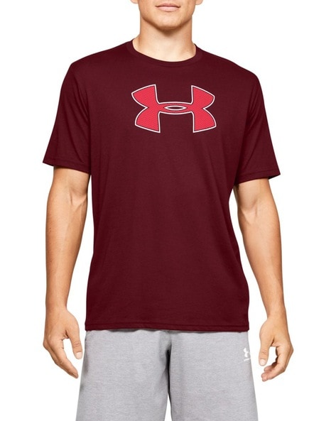 burgundy under armour shirt