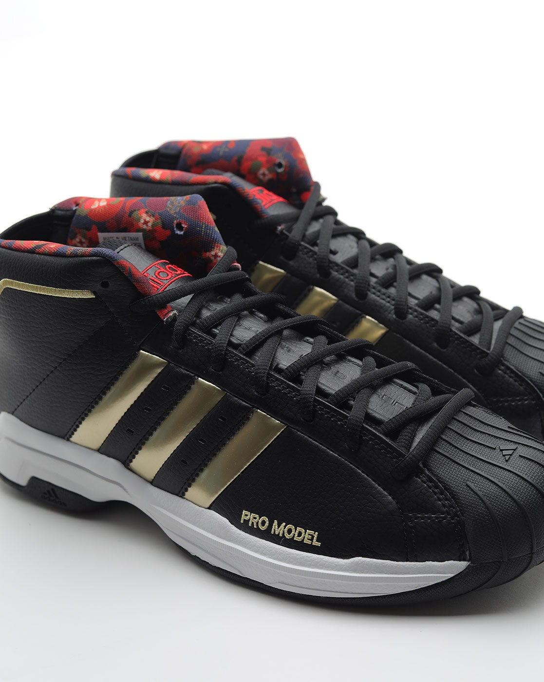 Adidas shops pro model basketball shoes 29