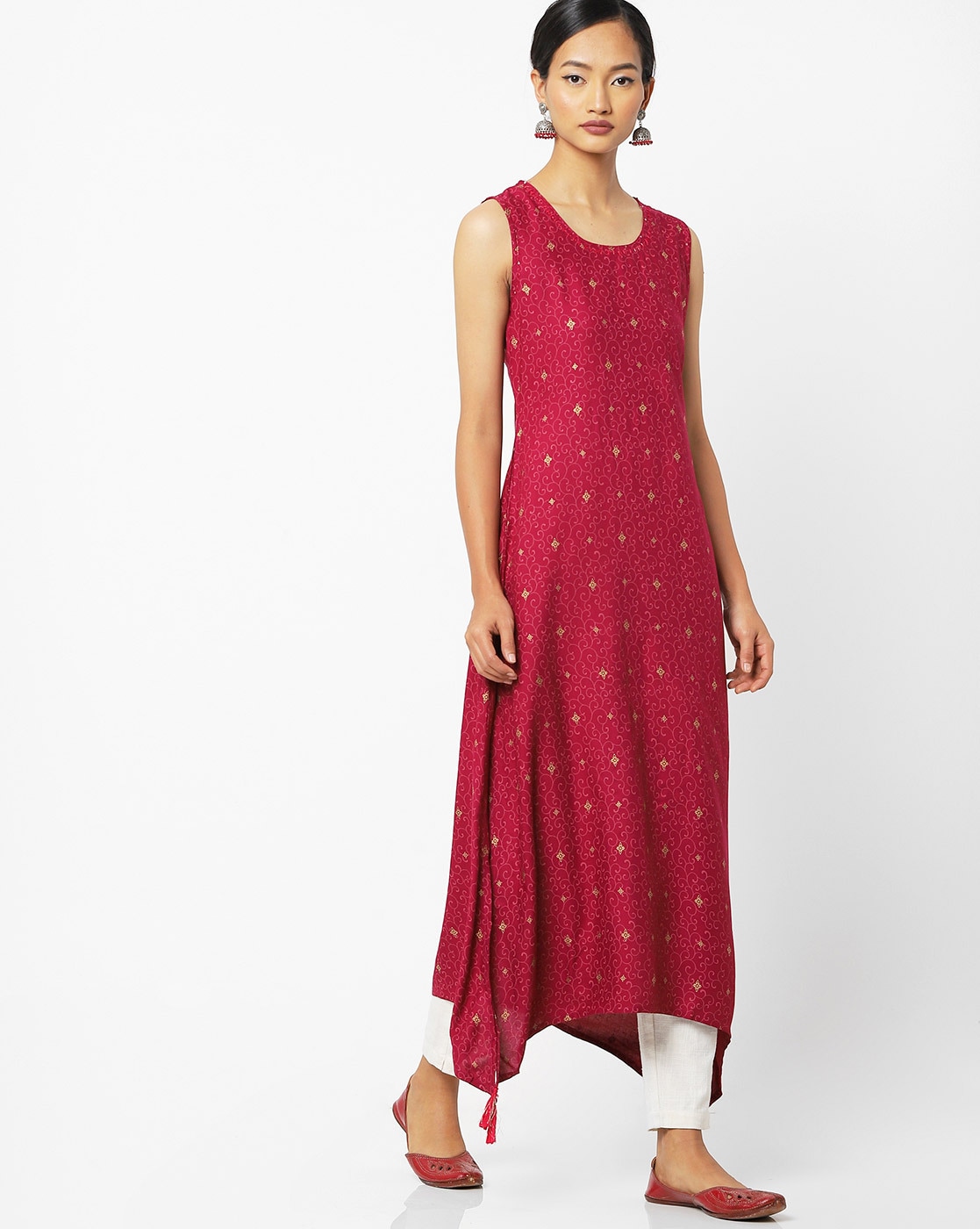 Buy Floral Print Straight Kurta with Roll-tab Sleeves Online at Best Prices  in India - JioMart.