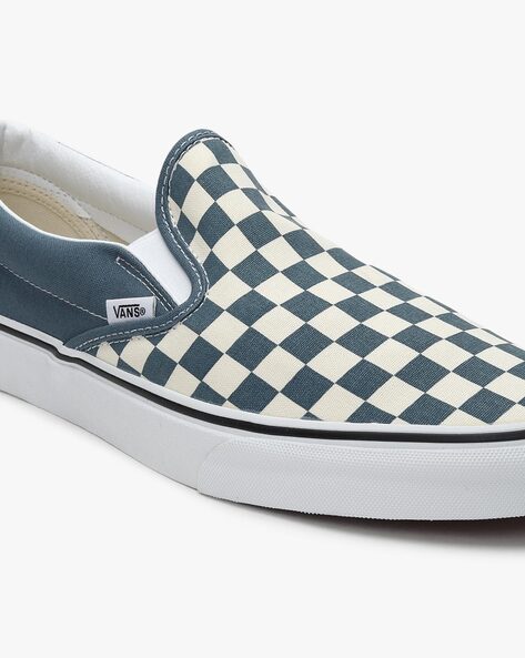 vans core classic slip on