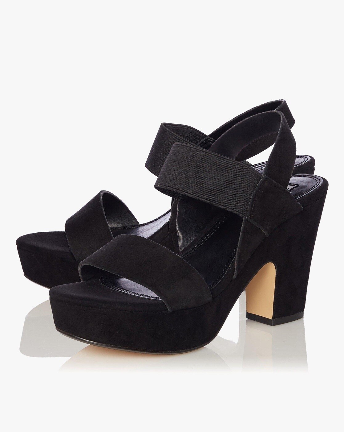 black flat heel sandals