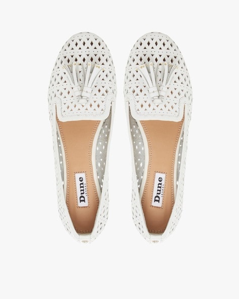 Dune white 2024 flat shoes