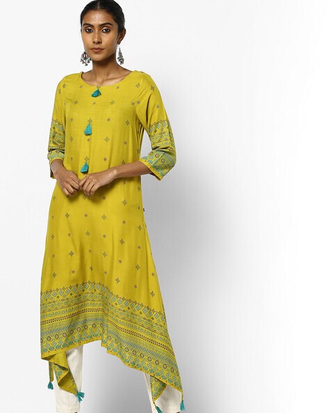 Printed Asymmetric Kurta with Tassels