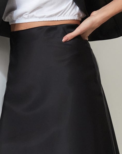 Buy Black Skirts for Women by TRENDYOL Online