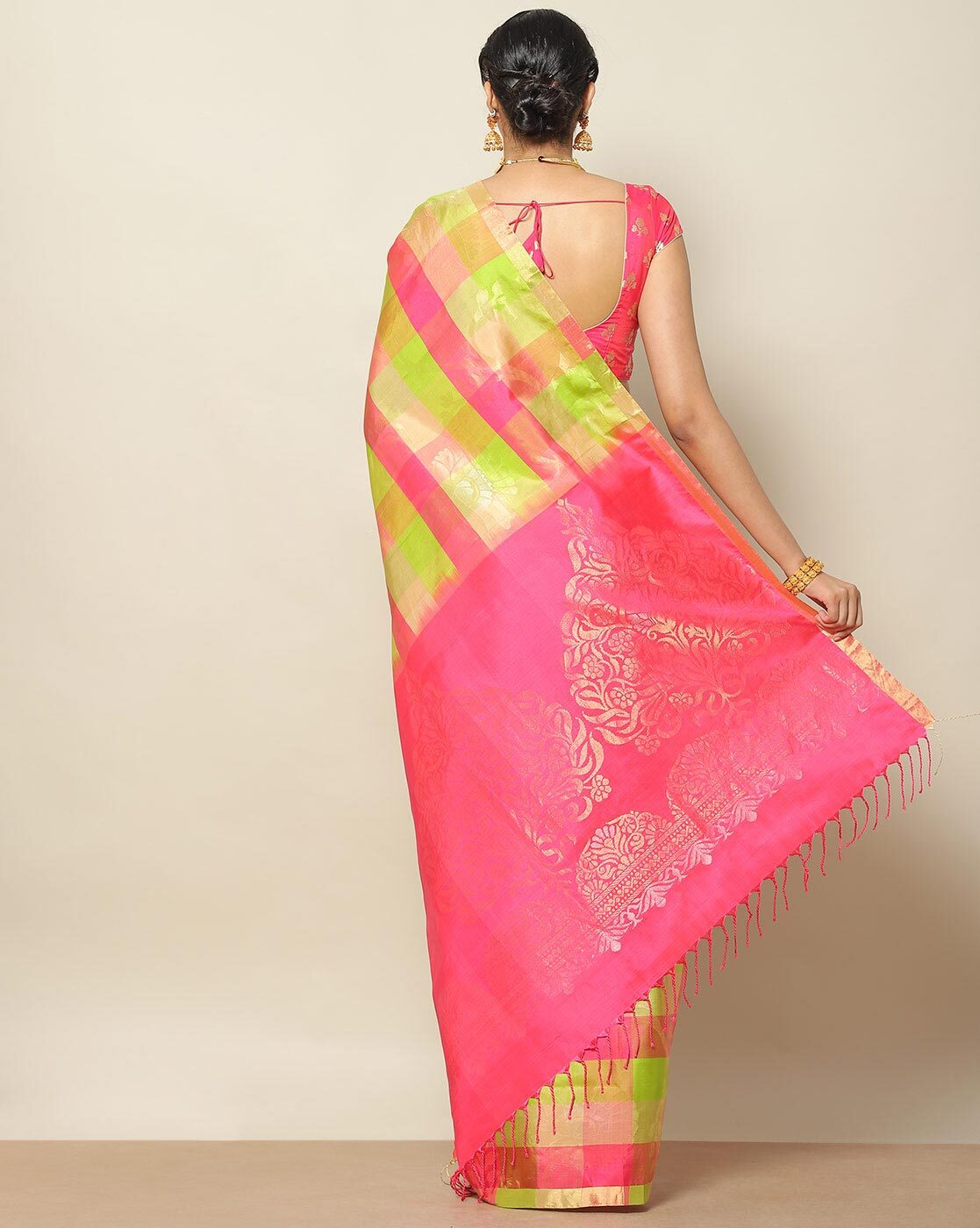 Your Ultimate Guide to What is Soft Silk Saree! - Deepamsilksbangalore