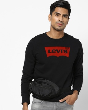 pullovers sweatshirt