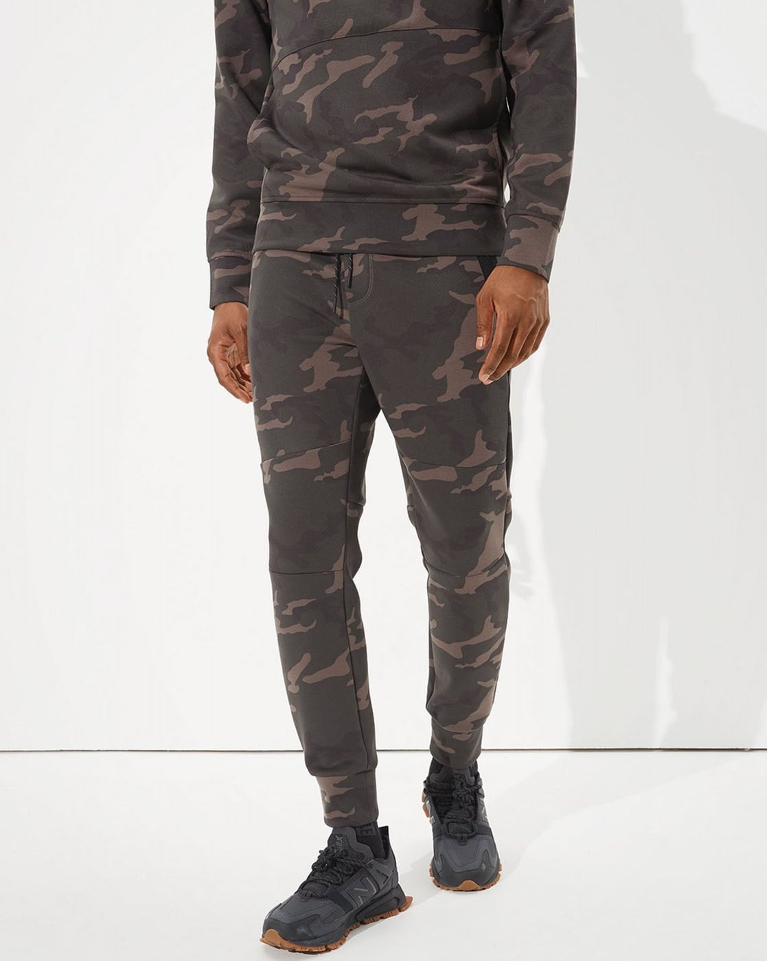 american eagle camo sweatpants