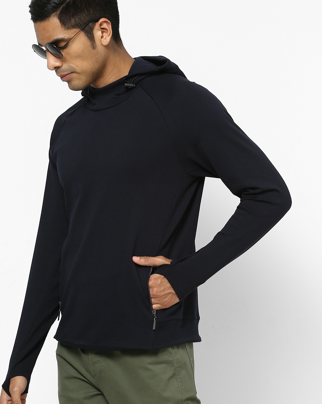 Mens pullover hoodie 2024 with thumb holes