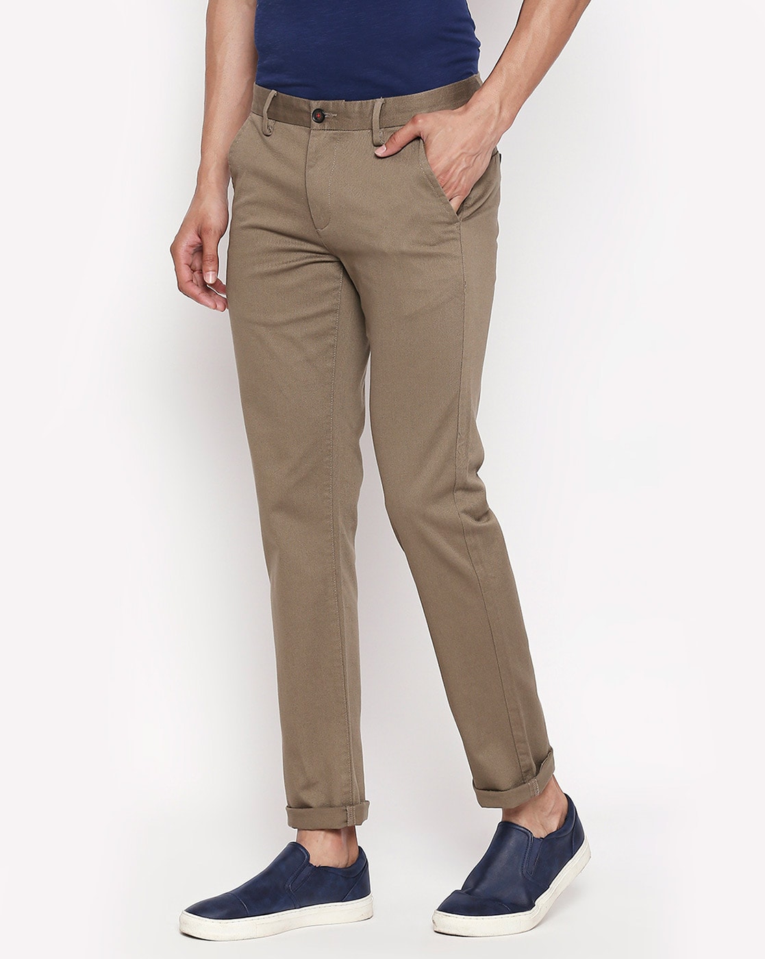 Buy Men Brown Solid Slim Fit Trousers Online - 719193 | Van Heusen