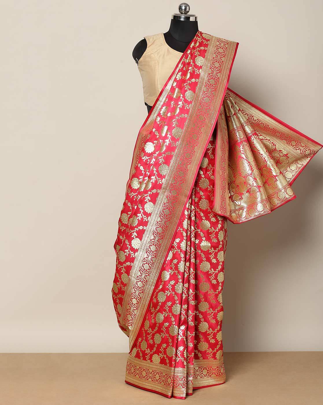 Buy Red Sarees for Women by Vastrawada Online | Ajio.com