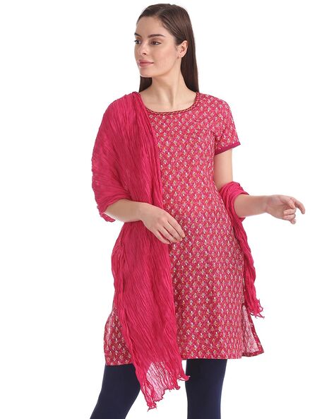 Crinkled Dupatta with Tassels