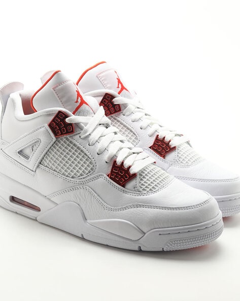 Air Jordan 3 classic returns in reimagined form: Sneaker Release Details -  DraftKings Network