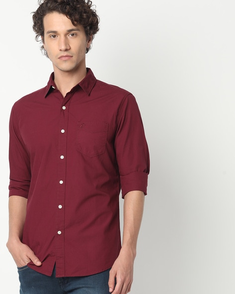 levis maroon shirt