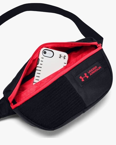 Pouch bag under online armour