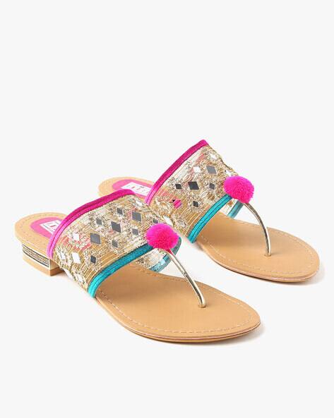 pom pom chappal