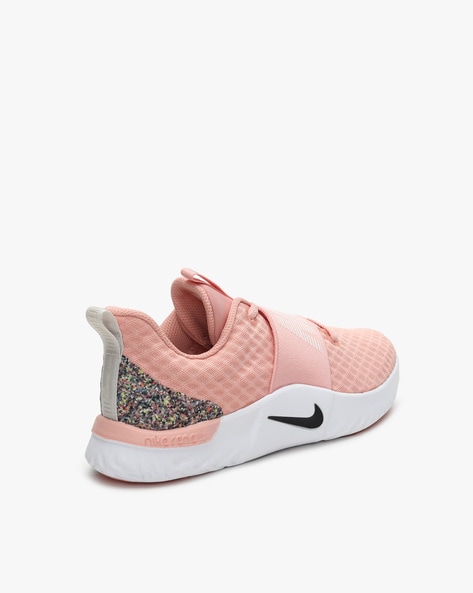 Coral deals nike shoes