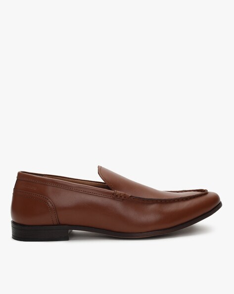 Red tape slip on sale on formal shoes