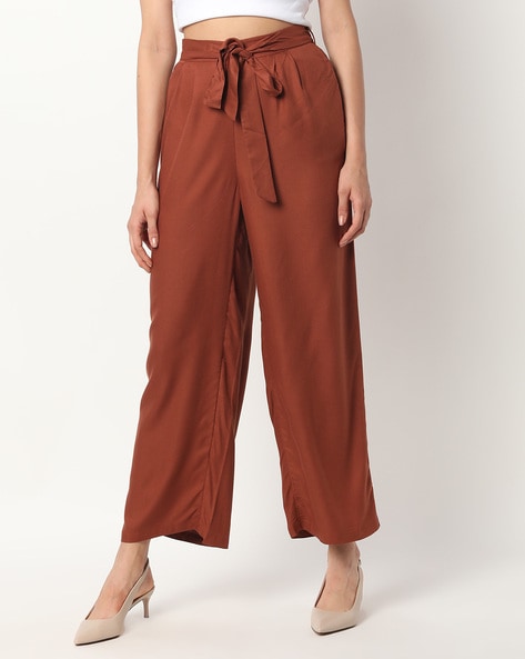 Women's Nepal Skinny Scrub Trousers - Burgundy · FIGS