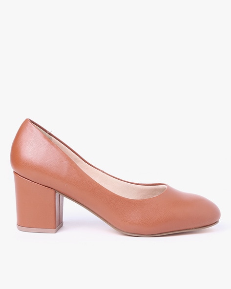 Tan pumps best sale block heel