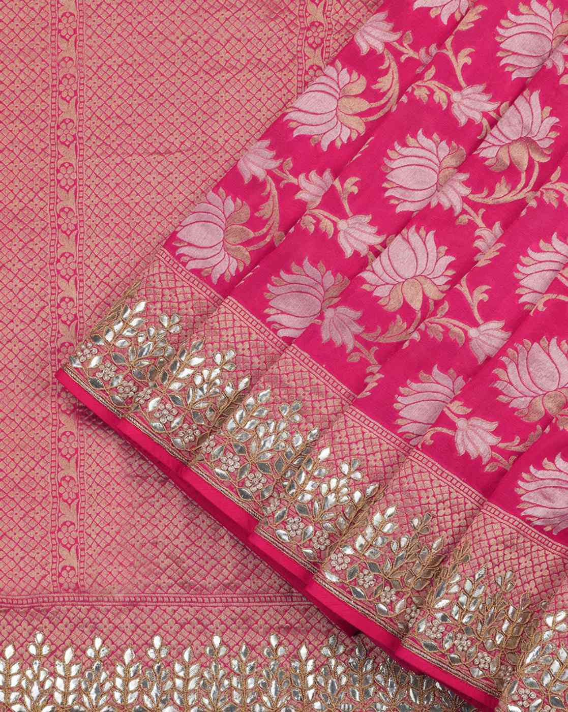 Buy Pink Sarees for Women by Navyasa By Liva Online | Ajio.com