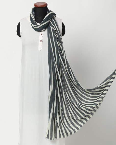 Striped Stole with Frayed Hems Price in India