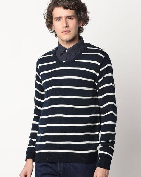 Striped V-neck Pullover