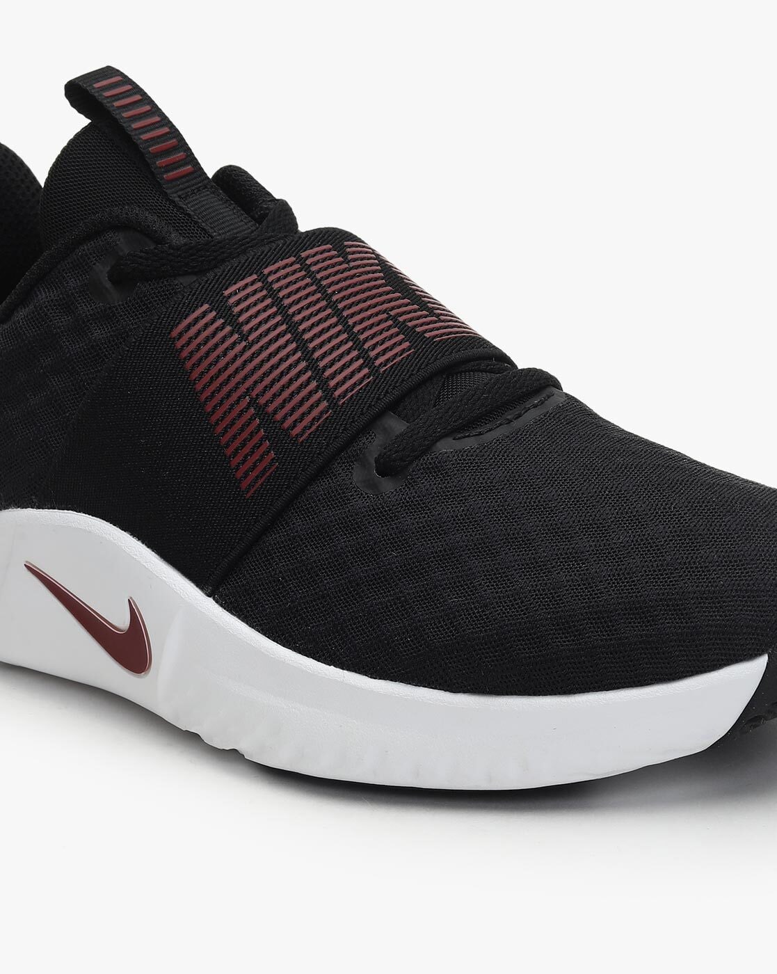 Nike season 9 online training shoe