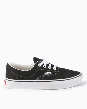vans ajio