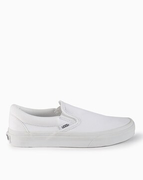 vans white shoes slip on