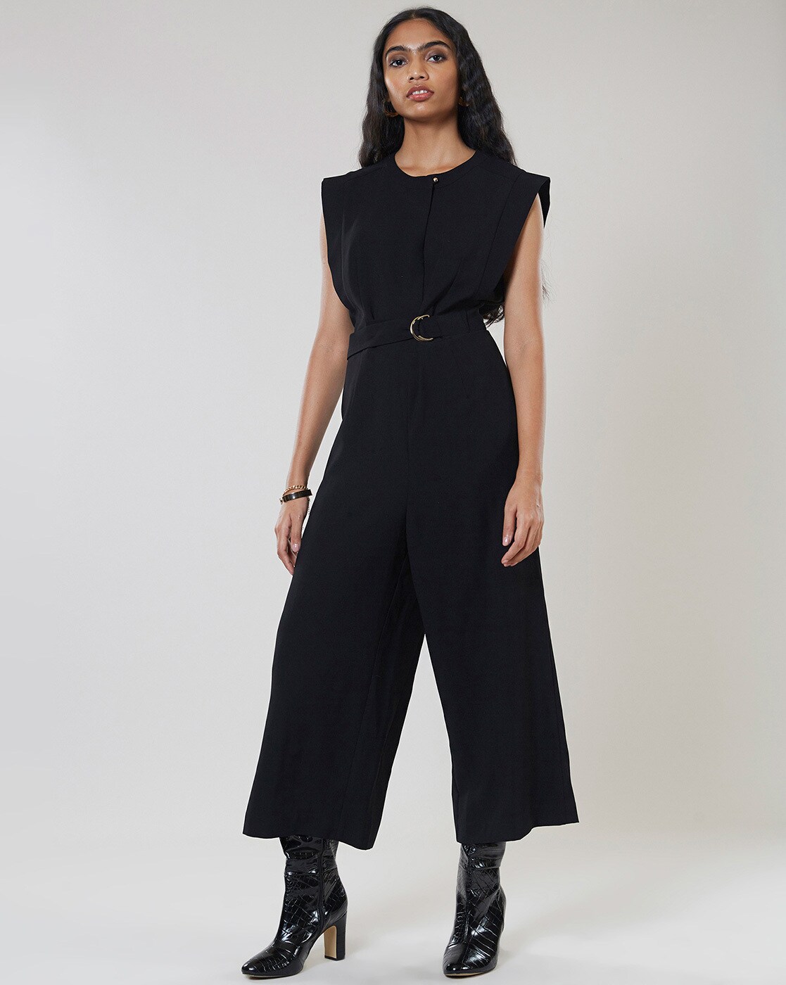 ritu kumar label belts
