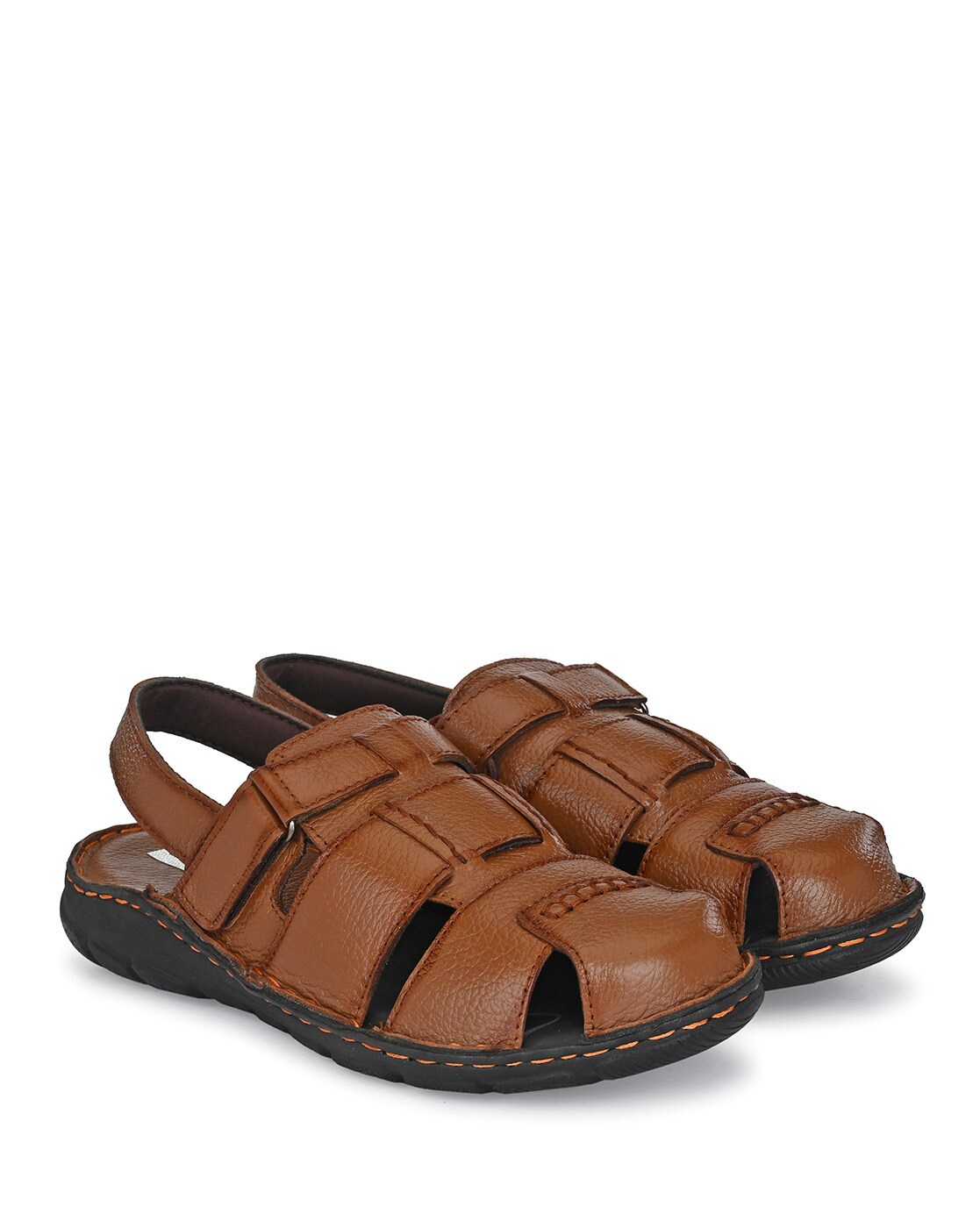 bucik chappals