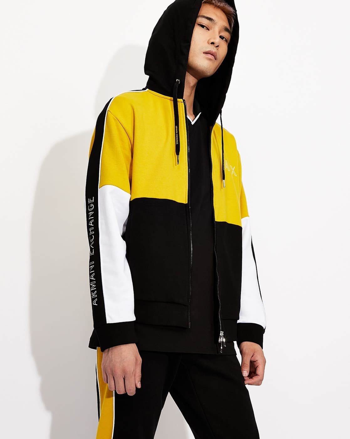 armani exchange europe online