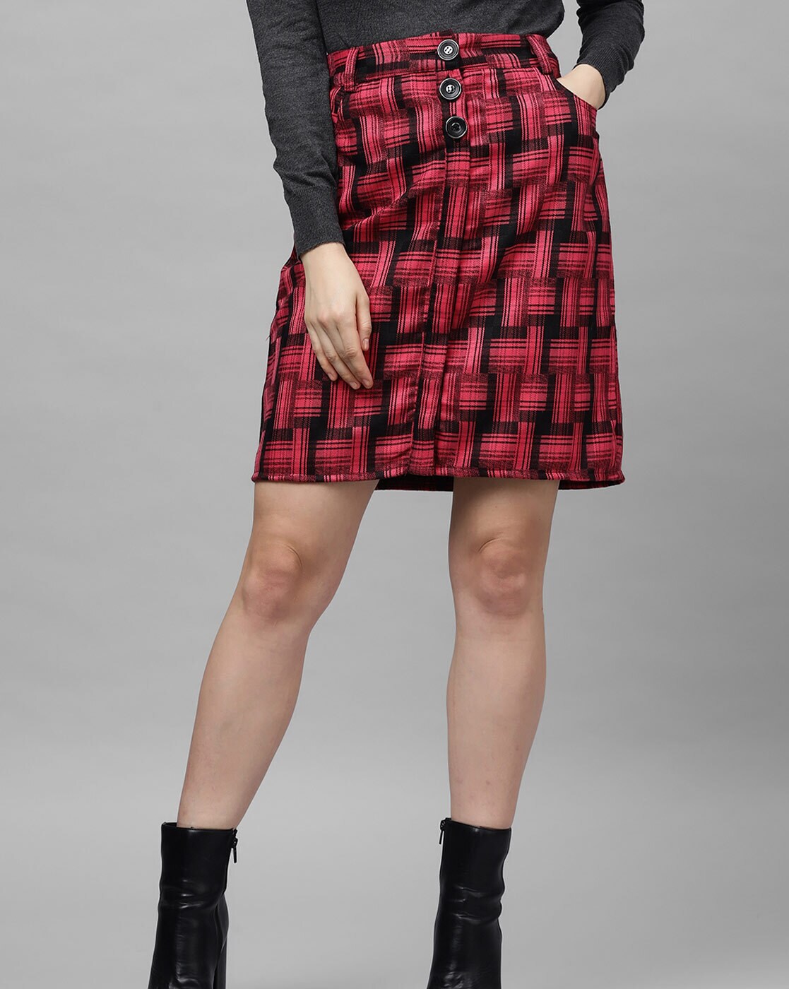 burgundy skirt pockets