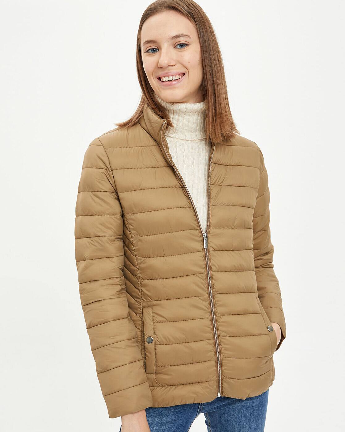 the light jacket defacto