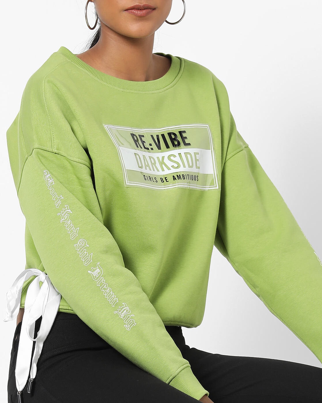 green sweatshirt ladies