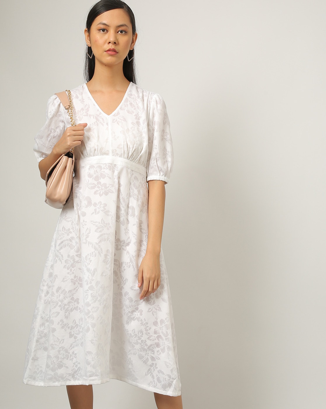 Details 147+ womens white midi dress best - seven.edu.vn