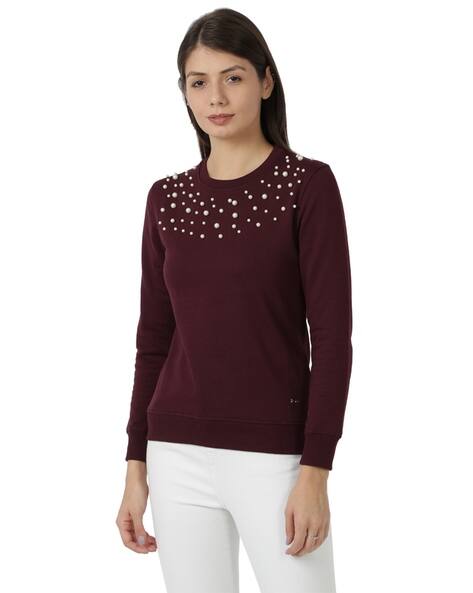 dark maroon sweater