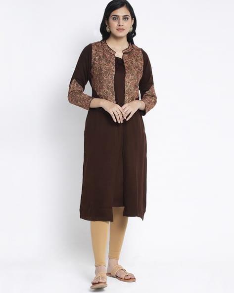 Woolen Kurta with Floral-Embroidered Straight Jacket