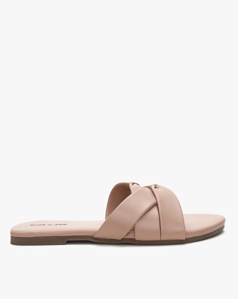 Nude flat 2024 slides