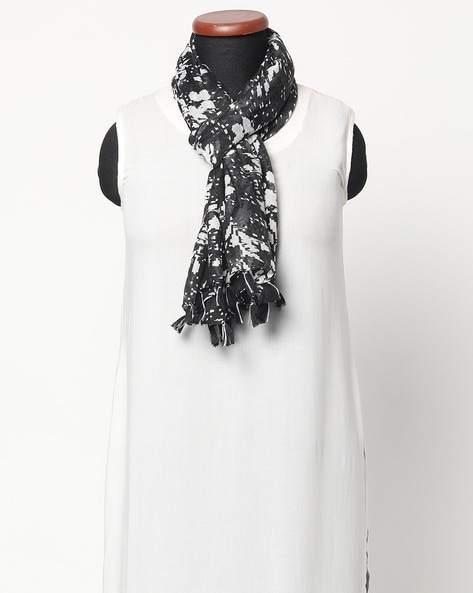 Printed Scarf with Tasselled Hem Price in India