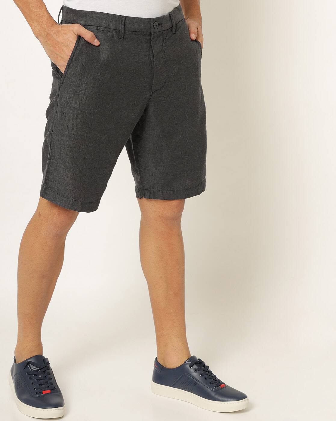 gap grey shorts