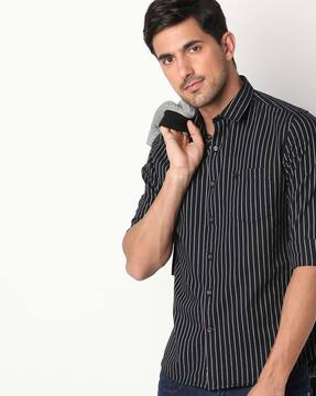 Buy Black Shirts for Men by NETPLAY Online