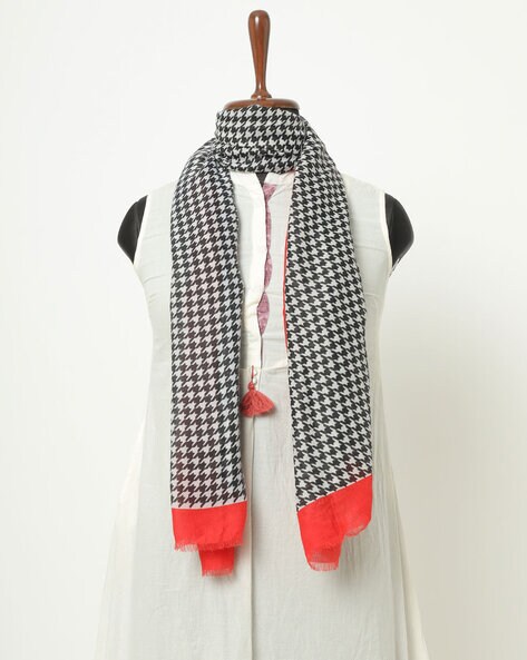 Houndstooth Print Stole Price in India