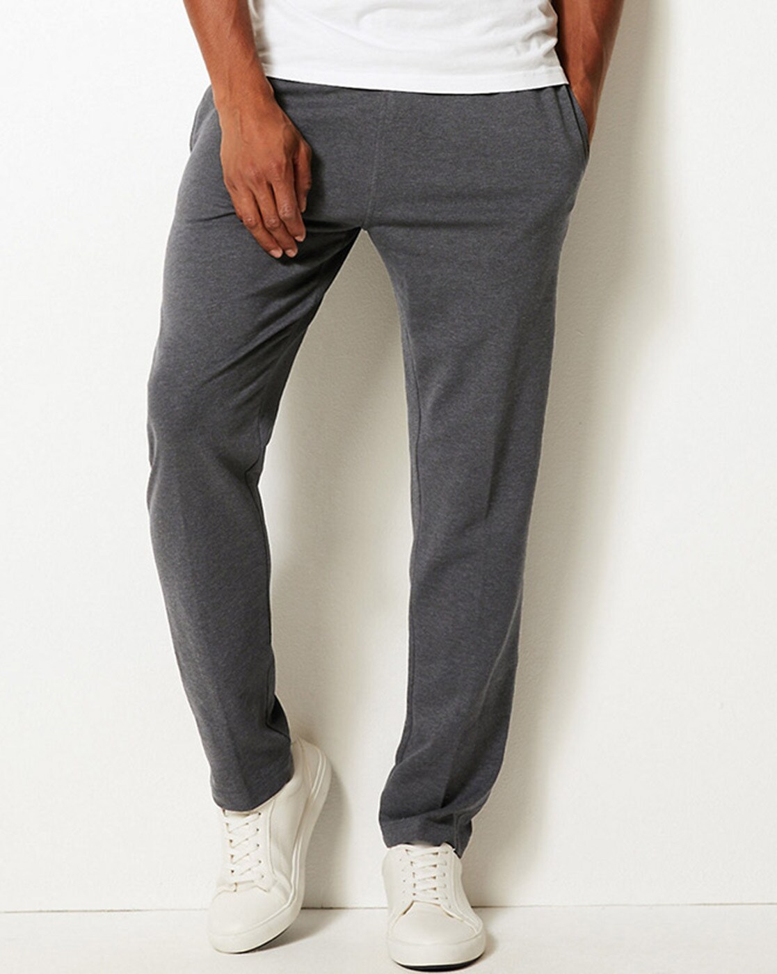 relaxed fit joggers mens
