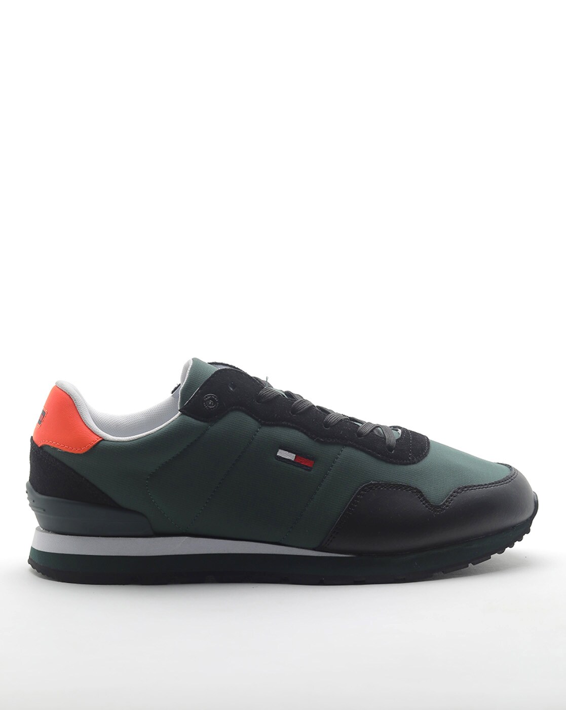 tommy lace up casual sneaker