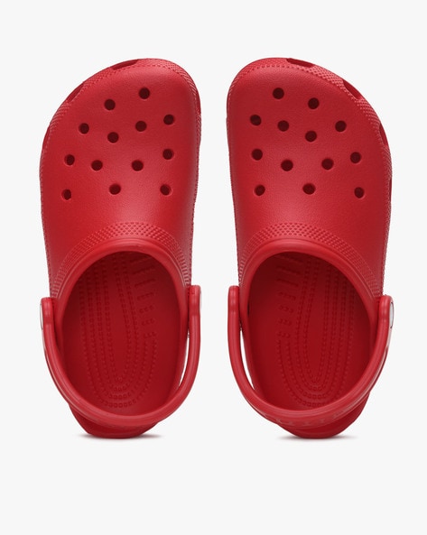 red crocs for men